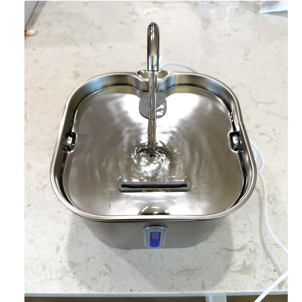 KittySpout 2.2L Cat Water Fountain Stainless Steel with 4 Filters EUC - Picture 2 of 10